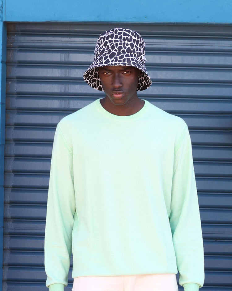 BILLY (giraffe) - FORD MILLINERY