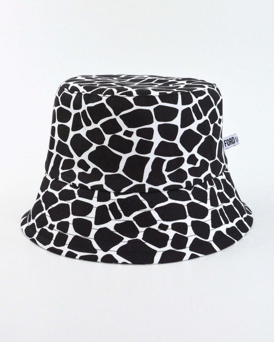 BILLY (giraffe) - FORD MILLINERY