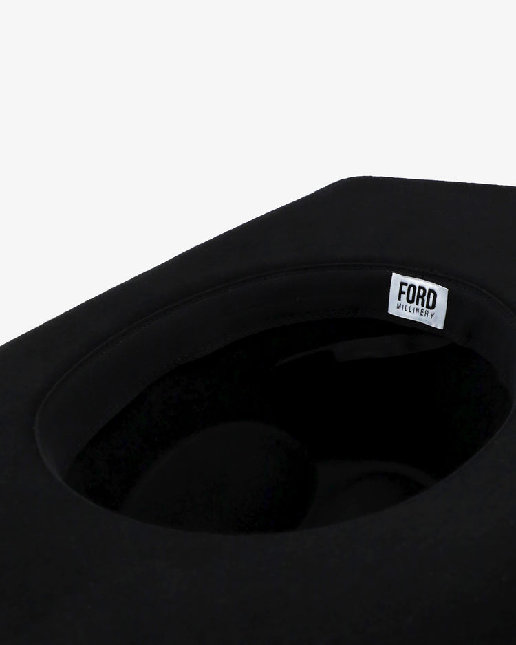 OAKLEY (black) - FORD MILLINERY