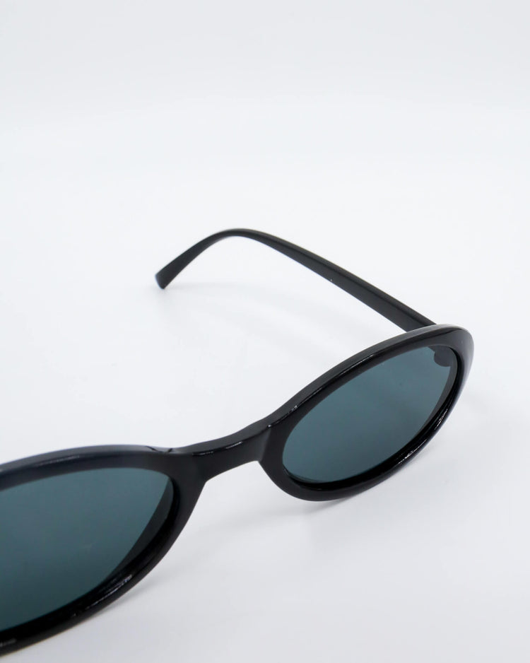 TOVIE (black) - FORD MILLINERY