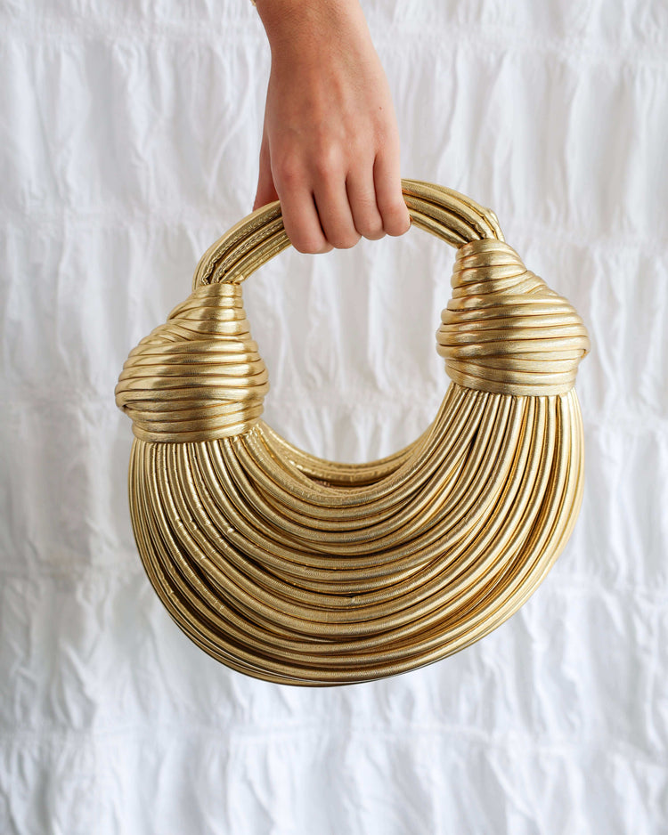 CARMEN (gold)