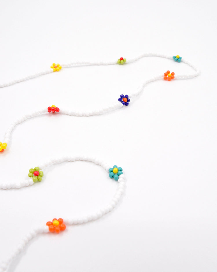 DAISY Chain For Face Mask/Glasses (white)