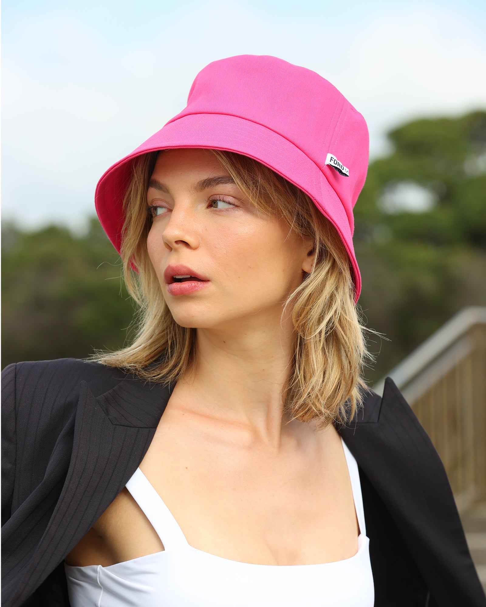 BILLY Men's & Women's Pink Bucket Hat
