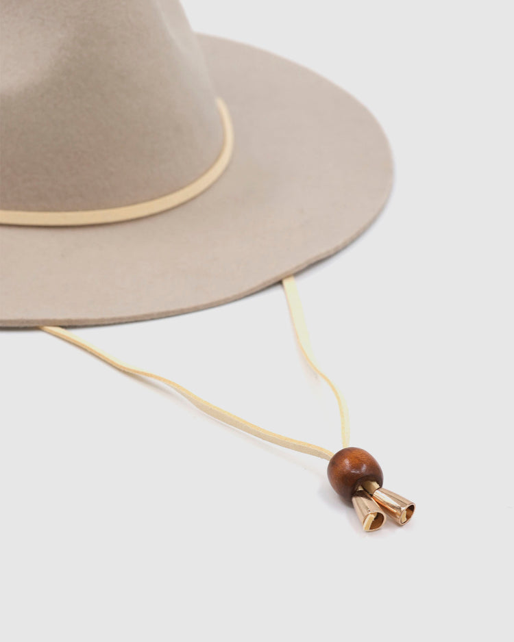 SANDERS (beige) - FORD MILLINERY