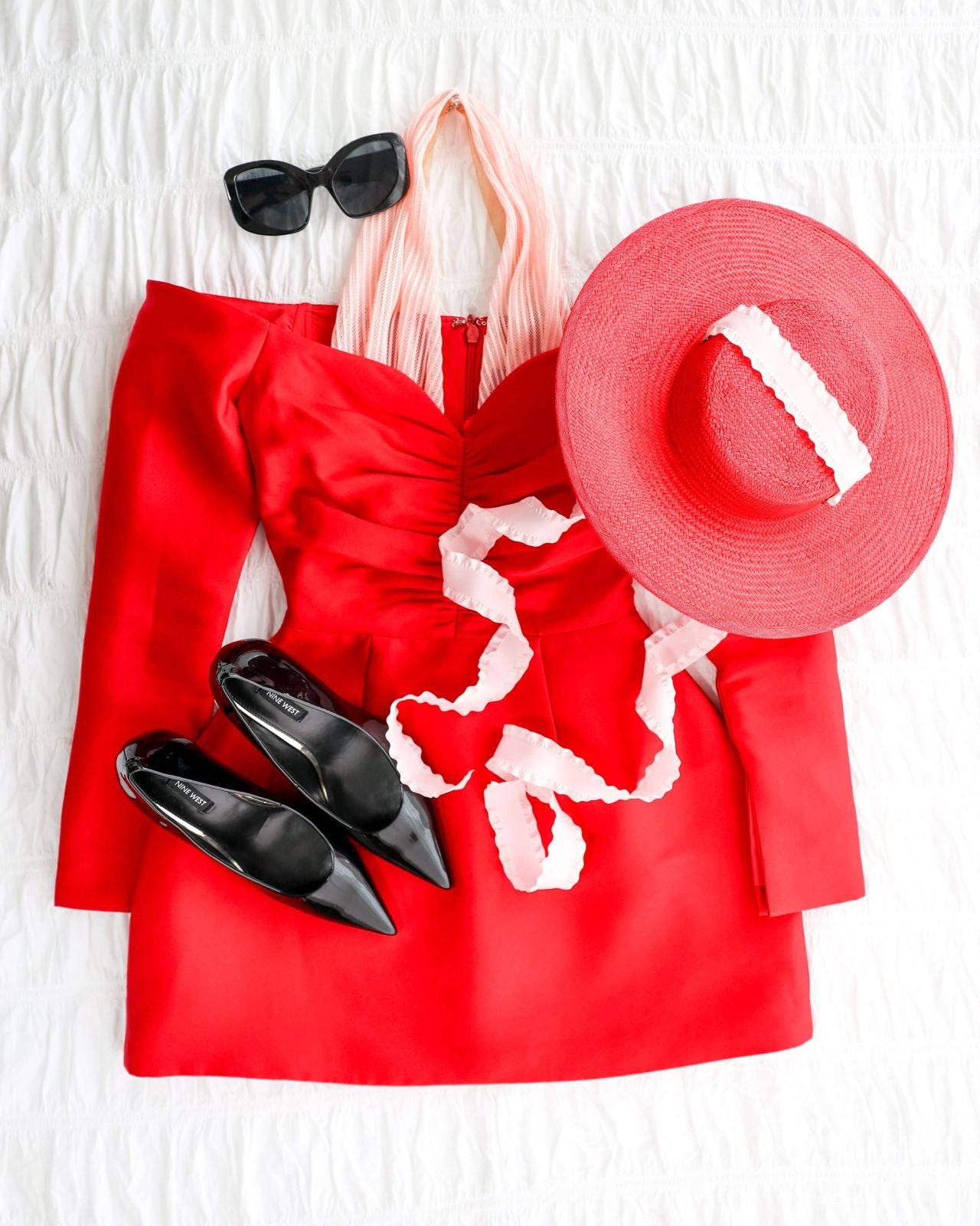 The Anatomy of A Spring Racing Outfit