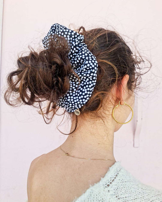 SCRUNCHIE (black spot)