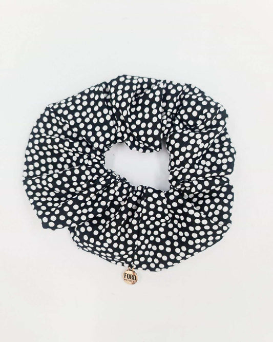 SCRUNCHIE (black spot)