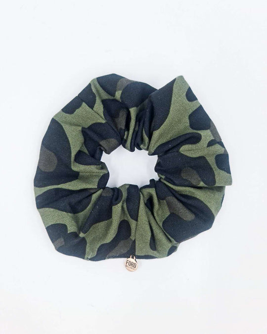 SCRUNCHIE (camo cheetah)