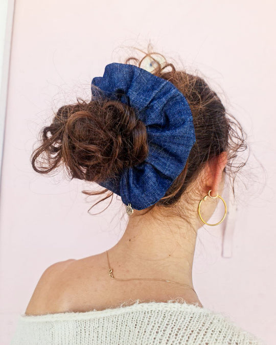 SCRUNCHIE (dark denim)