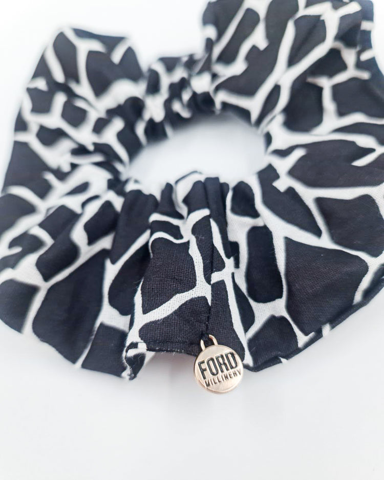 SCRUNCHIE (giraffe)