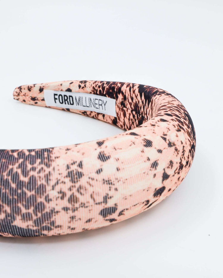 MONICA (hiss) - FORD MILLINERY