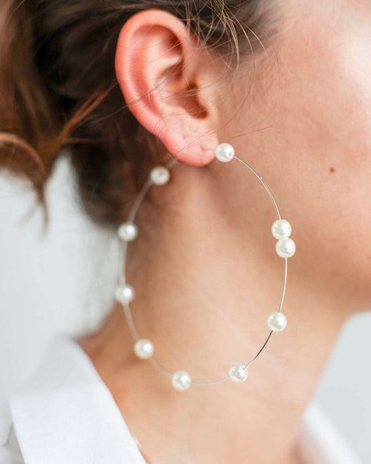 COLETTE Earrings (pearls)