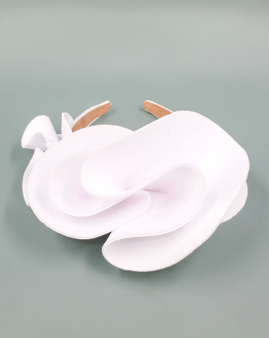 POPPY (white)