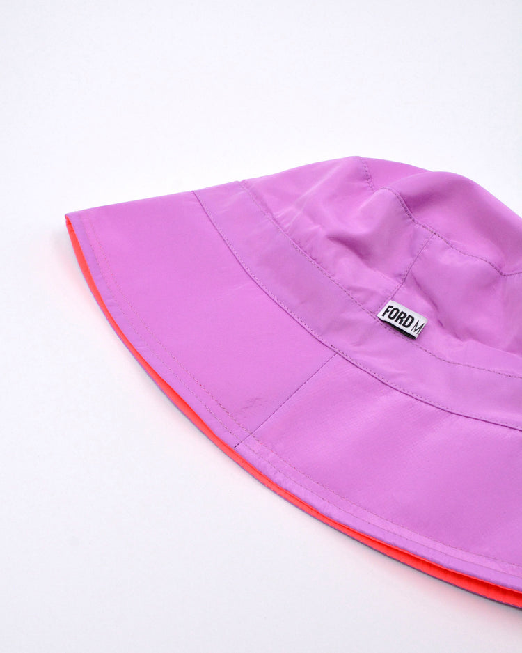 BOBBY Reversible Unisex Bucket Hat (lavender/fluro pink)