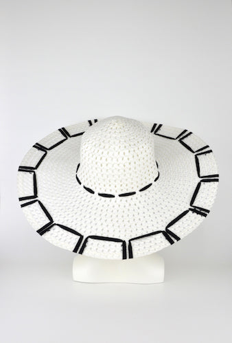 ST. TROPEZ (white) by FORD MILLINERY